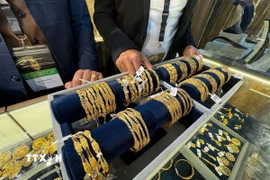 Trang sức vàng được trưng bày tại Cairo (Ai Cập). (Ảnh: THX/TTXVN)