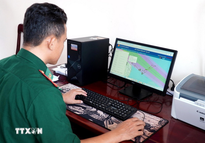 ttxvn-quang-ngai-tau-ca-2.jpg