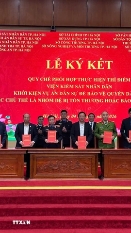 Các cơ quan, sở ngành thành phố Hà Nội quyết tâm tạo hành lang pháp lý vững chắc để các bên cùng chung tay bảo vệ lợi ích công và những người dễ bị tổn thương trong xã hội. (Ảnh: Kim Anh/TTXVN)