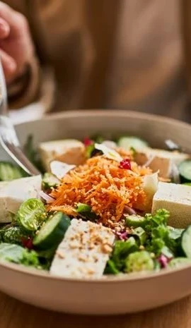 Thực phẩm từ đậu nành là một trong những cách lành mạnh và dễ dàng nhất để bổ sung thêm protein thực vật. (Nguồn: Getty Images)