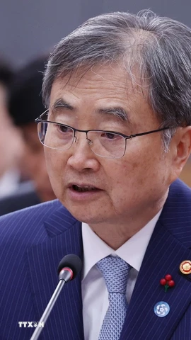 Ngoại trưởng Hàn Quốc Cho Hyun phát biểu tại cuộc họp ở Seoul ngày 19/12/2025. (Nguồn: Yonhap/TTXVN)