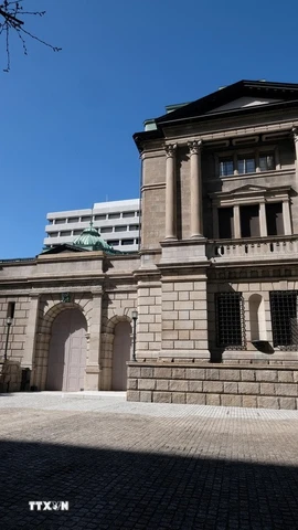 Trụ sở Ngân hàng trung ương Nhật Bản (BOJ) ở Tokyo. (Ảnh: AFP/TTXVN)