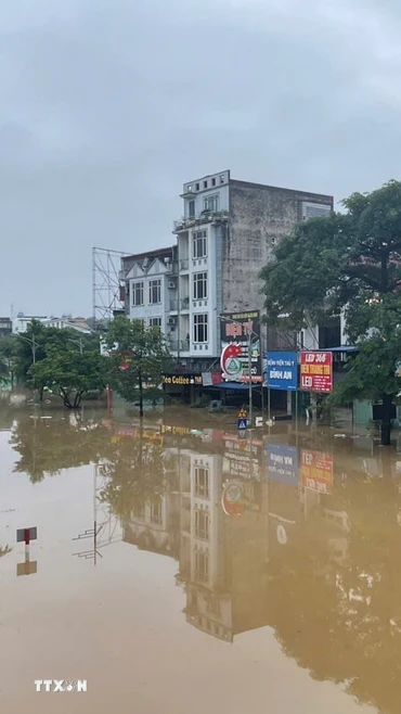 Thái Nguyên chìm trong biển nước, nhiều khu dân cư bị cô lập