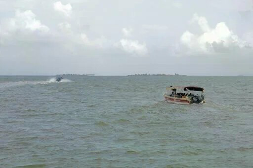 Lực lượng chức năng đang nỗ lực triển khai tìm kiếm những người bị nạn. (Nguồn: Montanarrightnow)