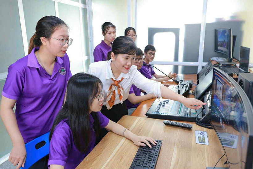 Trường Đại học Giáo dục, Đại học Quốc gia Hà Nội sẽ tổ chức xây dựng bài giảng, khóa học và kiểm định, chuẩn hóa các học liệu. (Nguồn: Đại học Quốc gia)