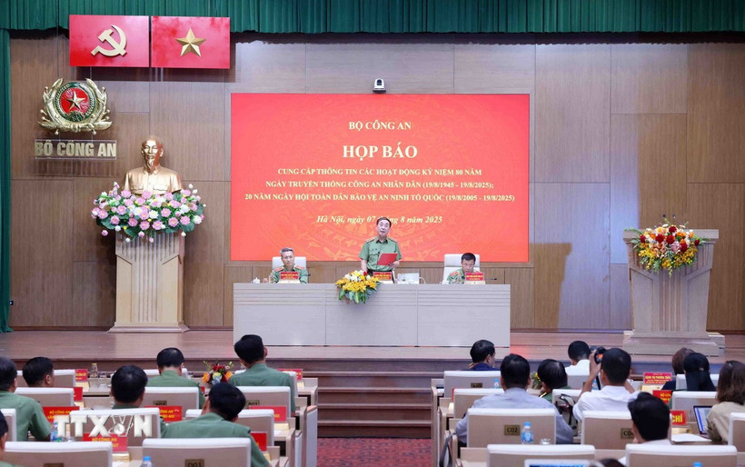Quang cảnh buổi họp báo. (Ảnh: Phạm Kiên/TTXVN)