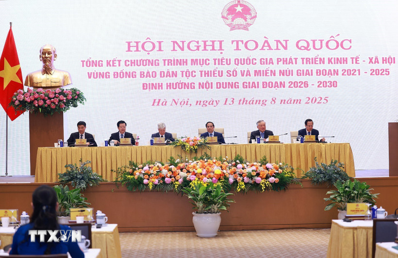 Thủ tướng Phạm Minh Chính dự Hội nghị toàn quốc Tổng kết Chương trình mục tiêu quốc gia phát triển kinh tế-xã hội vùng đồng bào dân tộc thiểu số. (Ảnh: Dương Giang/TTXVN)