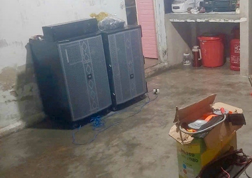 Bên trong căn nhà xảy ra vụ việc.