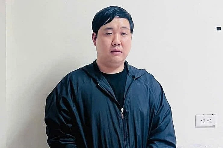 Đối tượng Kim JiWon.
