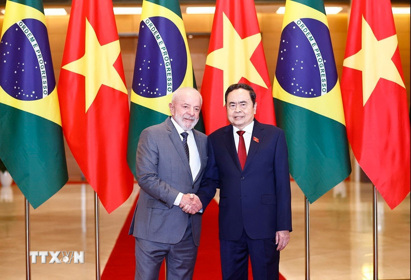 Chủ tịch Quốc hội Trần Thanh Mẫn hội kiến Tổng thống Cộng hòa Liên bang Brazil Luiz Inácio Lula da Silva. (Ảnh: Doãn Tấn/TTXVN)