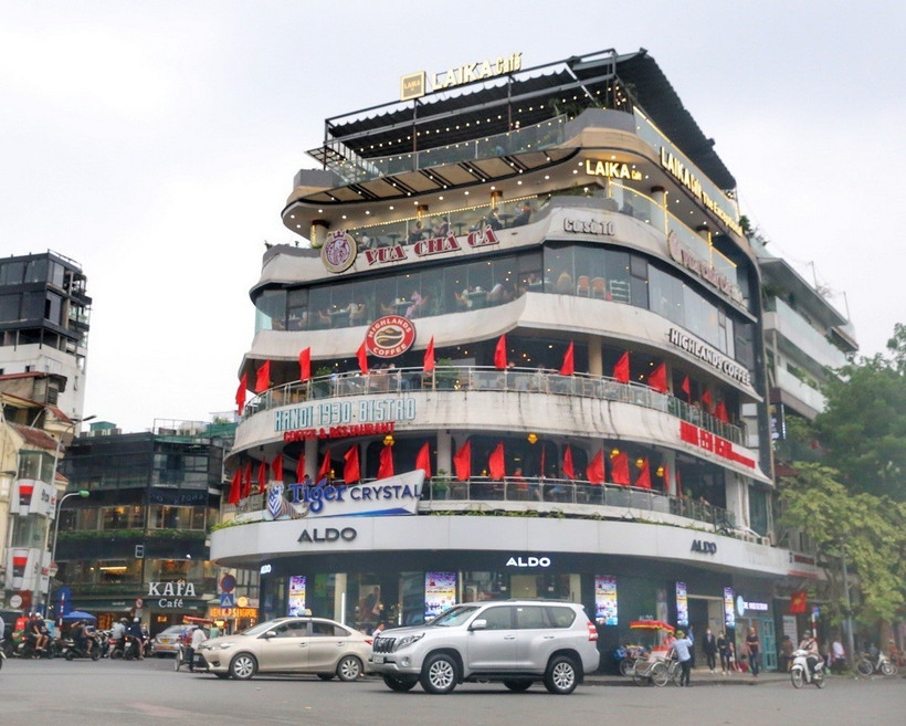 Tòa nhà 'Hàm cá mập.' (Ảnh: Tuấn Đức/TTXVN)