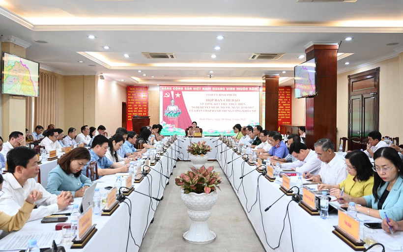 Bình Phước tổ chức họp Ban Chỉ đạo về tổng kết việc thực hiện Nghị quyết số 18 của Ban Chấp hành Trung ương khóa XII một số vấn đề về tiếp tục đổi mới, sắp xếp tổ chức bộ máy của hệ thống chính trị tinh gọn, hoạt động hiệu lực, hiệu quả. (Ảnh: Đậu Tất Thành/TTXVN)