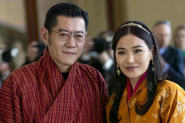 Quốc vương Bhutan Jigme Khesar Namgyel Wangchuck và Hoàng hậu Jetsun Pema. (Nguồn: Getty Images)