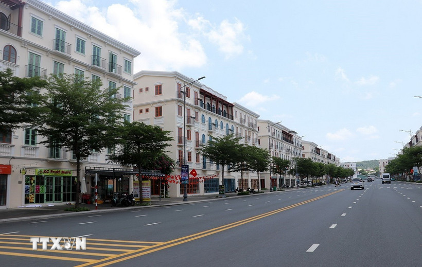 Một góc khu đô thị hiện đại tại Nam đảo Phú Quốc. (Ảnh: Lê Huy Hải/TTXVN)