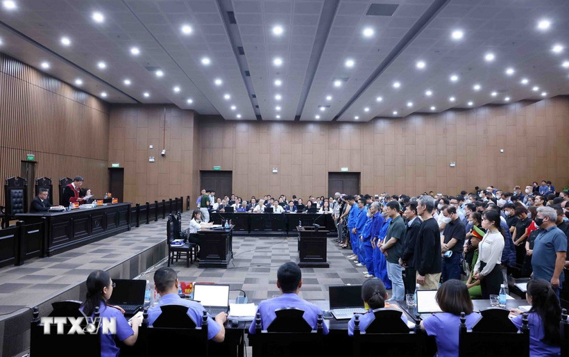 Quang cảnh phiên toà xét xử. (Ảnh: Phạm Kiên/TTXVN)