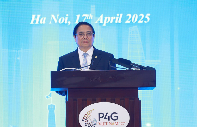 Thủ tướng Phạm Minh Chính phát biểu bế mạc Hội nghị thượng đỉnh Diễn đàn Đối tác vì tăng trưởng xanh và mục tiêu toàn cầu (P4G) lần thứ tư. (Ảnh: Dương Giang/TTXVN)