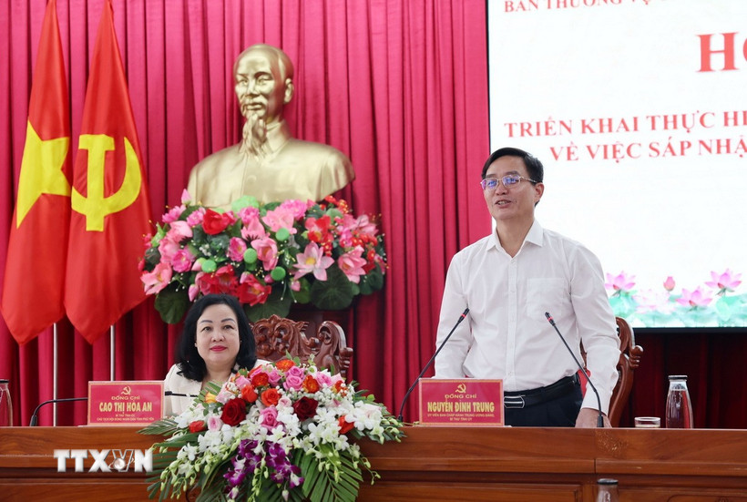 Bí thư Tỉnh ủy Đắk Lắk Nguyễn Đình Trung phát biểu kết luận tại hội nghị. (Ảnh: Hoài Thu/TTXVN)