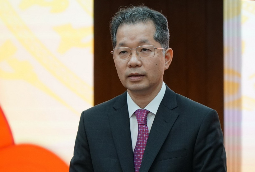 Ông Nguyễn Văn Quảng, Ủy viên Trung ương Đảng, Bí thư Thành ủy, Trưởng Đoàn đại biểu Quốc hội thành phố Đà Nẵng cho rằng bài viết của Tổng Bí thư đã giúp mỗi cán bộ, đảng viên nhận thức rõ hơn về trách nhiệm của bản thân trong chặng đường 95 năm phát triển của Đảng. (Ảnh: Quốc Dũng/TTXVN)