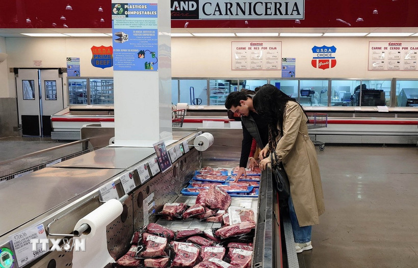 Thịt bò bày bán tại siêu thị bán buôn Costco của Mỹ tại thủ đô Mexico City, Mexico. (Ảnh: Phi Hùng/TTXVN)