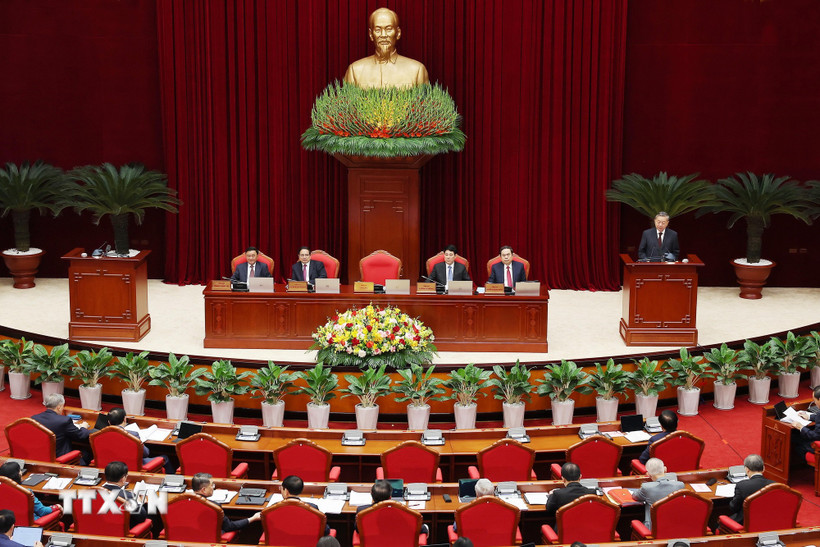 Tổng Bí thư Tô Lâm phát biểu khai mạc Hội nghị lần thứ 11 Ban Chấp hành Trung ương Đảng khóa XIII. (Ảnh: TTXVN)