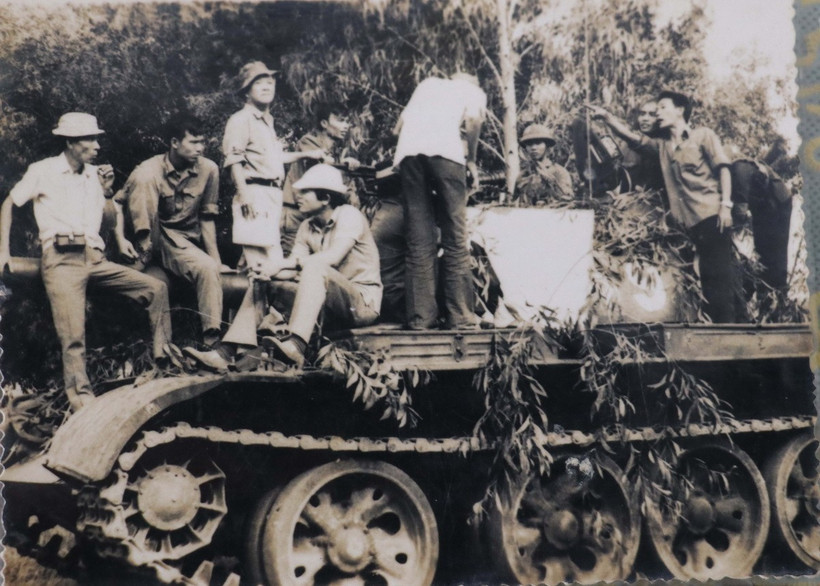 Bức ảnh ghi lại thời kỳ còn trong quân ngũ của ông Nguyễn Xuân Liêm. (Ảnh: Vũ Quang/TTXVN)