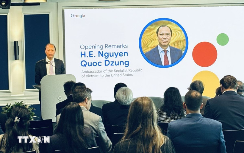 Đại sứ Việt Nam tại Mỹ Nguyễn Quốc Dũng phát biểu tại diễn đàn. (Ảnh: TTXVN phát)