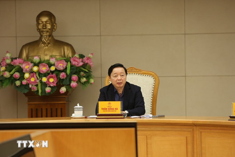 Phó Thủ tướng Trần Hồng Hà phát biểu tại cuộc họp. (Ảnh: Diệp Trương/TTXVN)
