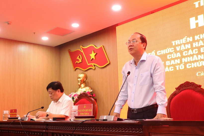 Ông Nguyễn Hồ Hải, Bí thư Tỉnh ủy Cà Mau phát biểu. (Ảnh: Kim Há/TTXVN)