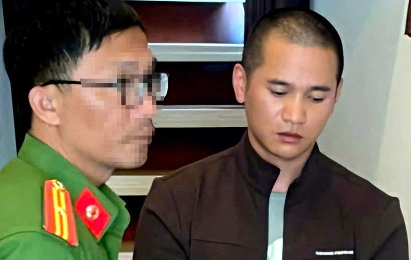 Nguyễn Đắt Vũ tại cơ quan điều tra. (Ảnh: Công an Lâm Đồng).