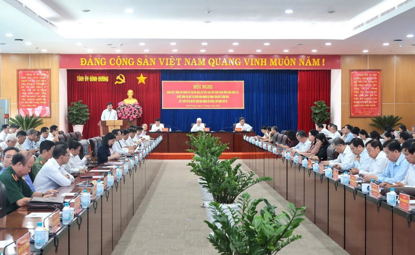 Quang cảnh Hội nghị lần thứ 48 Ban Chấp hành Đảng bộ tỉnh Bình Dương khóa XI. (Ảnh: Dương Chí Tưởng/TTXVN)