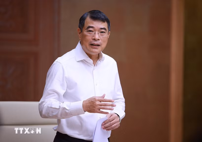 Thủ tướng Lê Minh Hưng chủ trì làm việc với lãnh đạo Bộ ngoại giao. (Ảnh: Dương Giang/TTXVN)