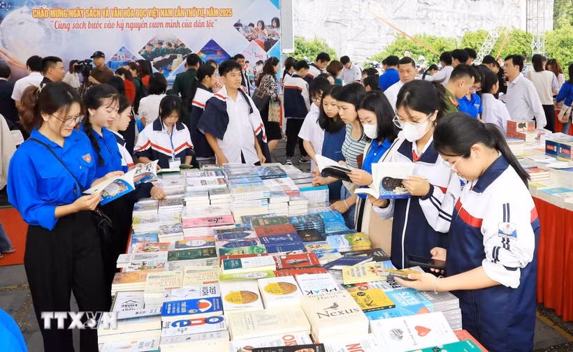 Không gian văn hóa đọc tại Ngày Sách và Văn hóa đọc Việt Nam. (Ảnh minh họa.: Trung Kiên/TTXVN)