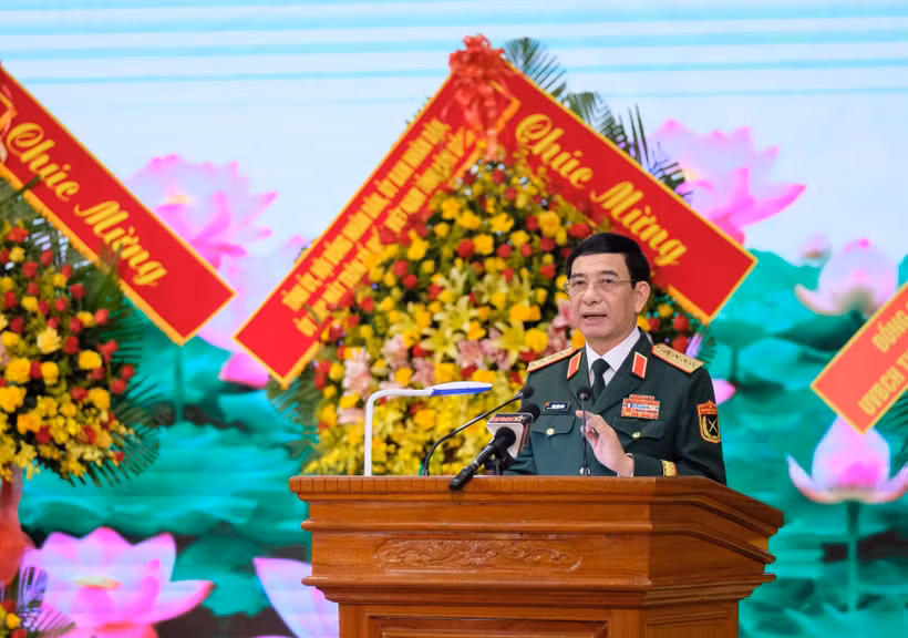 Đại tướng Phan Văn Giang, Ủy viên Bộ Chính trị, Phó Thủ tướng Chính phủ, Bộ trưởng Bộ Quốc phòng phát biểu tại Lễ kỷ niệm. (Ảnh: Nguyễn Dũng/TTXVN)