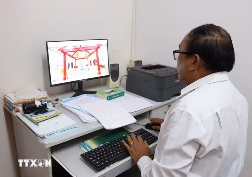 Bảo tàng tỉnh Khánh Hòa ứng dụng công nghệ 3D để tạo, quét và tái hiện không gian, hiện vật trưng bày tại bảo tàng. (Ảnh: Công Thử/TTXVN)