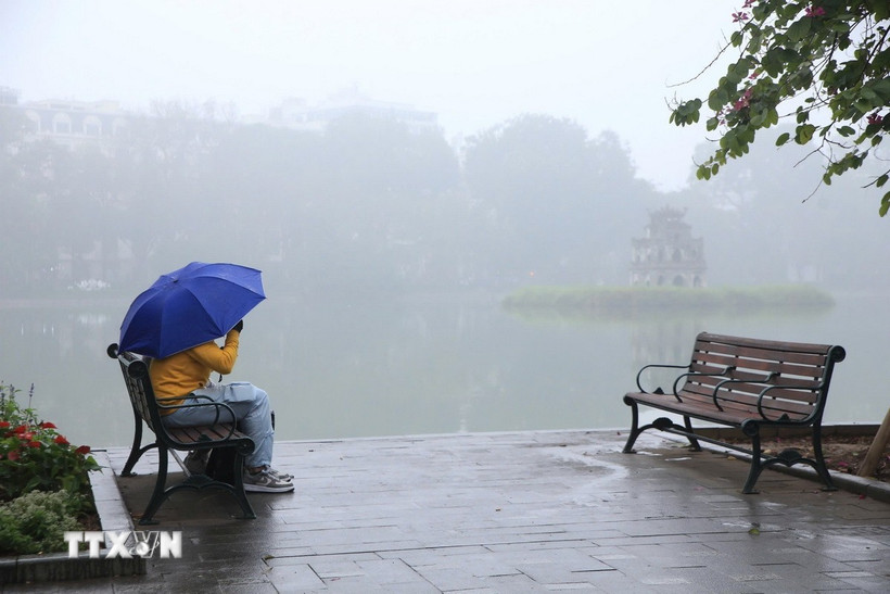 Thời tiết Hà Nội trong ngày 9/3: nhiều mây, sáng và đêm có mưa nhỏ, mưa phùn và sương mù rải rác. (Ảnh: Nguyễn Hoa/TTXVN phát)