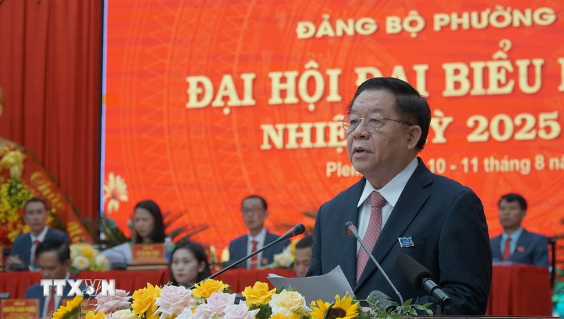 Ông Nguyễn Trọng Nghĩa, Ủy viên Bộ Chính trị, Bí thư Trung ương Đảng, Trưởng ban Tuyên giáo và Dân vận Trung ương, phát biểu chỉ đạo Đại hội. (Ảnh: Hoài Nam/TTXVN)