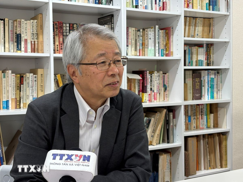 Ông Toshifumi Kitagawa, nhà báo kỳ cựu của báo Akahata của Đảng Cộng sản Nhật Bản, chia sẻ về ấn tượng đối với nền Báo chí Cách mạng Việt Nam. (Ảnh: Xuân Giao/TTXVN )
