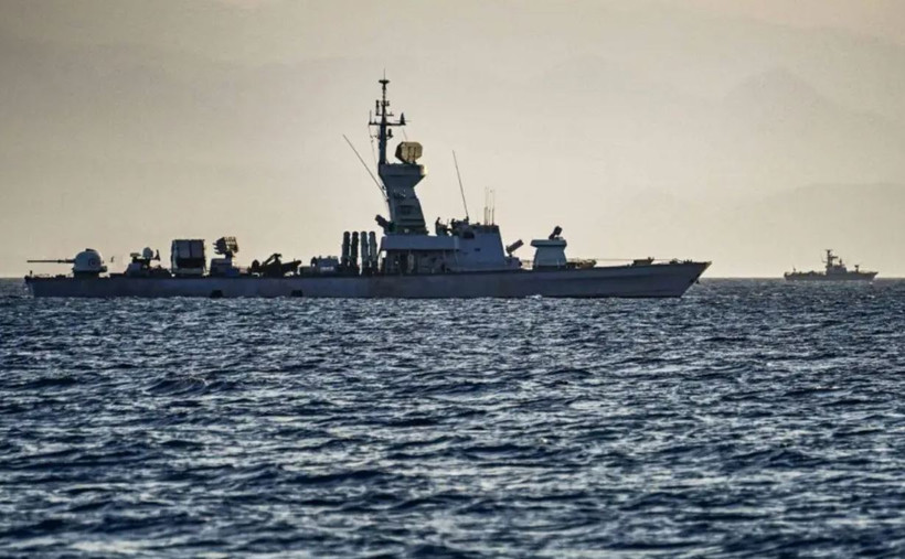 Một tàu tên lửa của hải quân Israel đang tuần tra trên Biển Đỏ. (Ảnh: AFP /Getty Images)