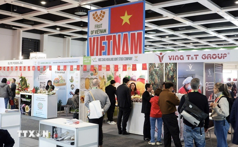 Quang cảnh Khu trưng bày của Việt Nam tại Hội chợ Fruit Logistica 2026. (Ảnh: Thùy Linh/TTXVN)