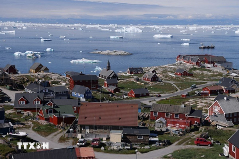 Quang cảnh vịnh Disko ở Ilulissat, thủ phủ thành phố Avannaata thuộc Greenland (Đan Mạch) ngày 15/7/2024. (Ảnh: Getty Images/TTXVN)