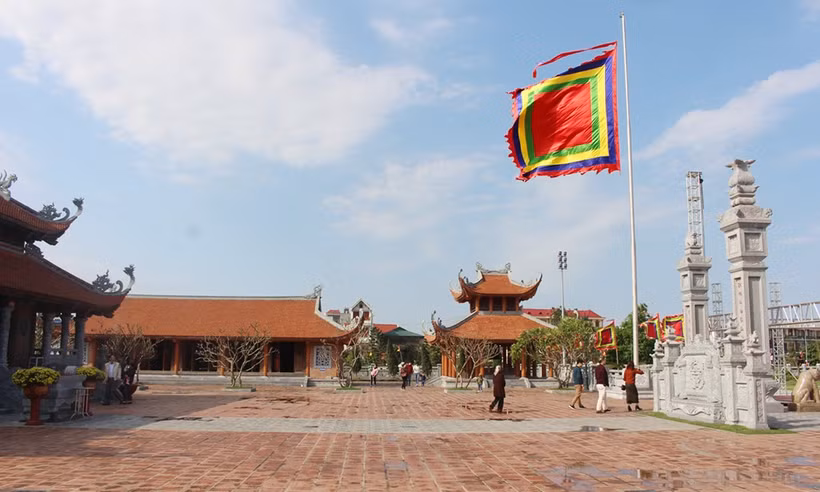 Đền Xương Giang được xây dựng trên nền dấu tích thành cổ Xương Giang xưa. (Ảnh: Báo và phát thanh, truyền hình tỉnh Bắc Ninh)