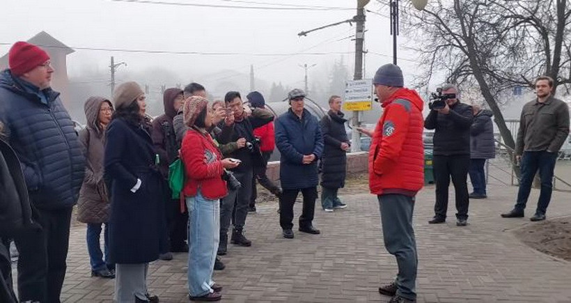 Quang cảnh chuyến tham quan báo chí do Trung tâm Ký ức Lịch sử quốc gia trực phối hợp với Bộ Ngoại giao Nga và Chính quyền tỉnh Smolensk tổ chức. (Ảnh: Đại sứ quán Nga tại Việt Nam)