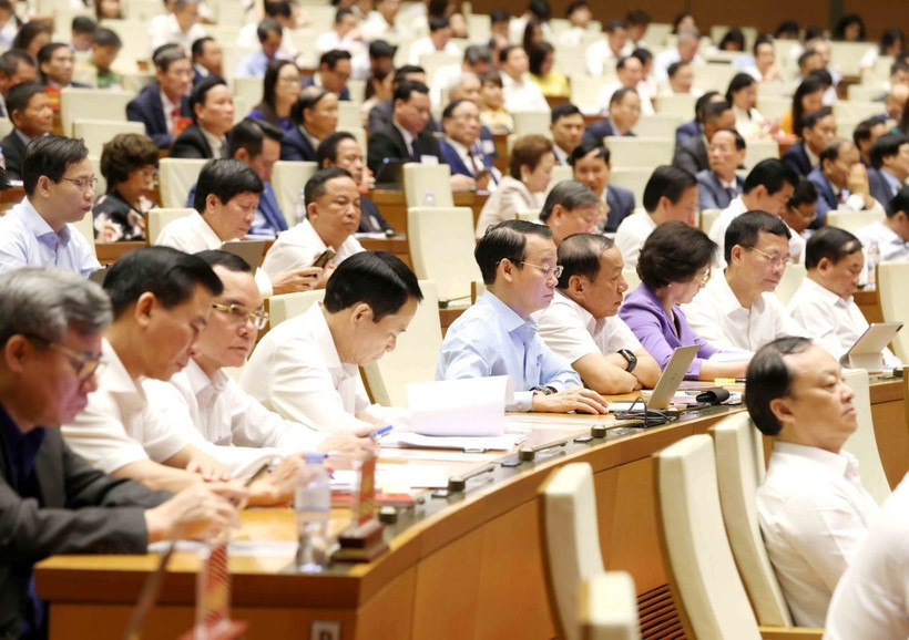 Đại biểu tham dự hội nghị tại điểm cầu chính Hội trường Diên Hồng, Nhà Quốc hội. (Ảnh: Phương Hoa/TTXVN)