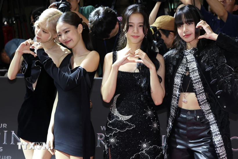 Các thành viên nhóm nhạc BlackPink tại một sự kiện ở Seoul, Hàn Quốc, ngày 9/8/2024. (Ảnh: Yonhap/TTXVN)