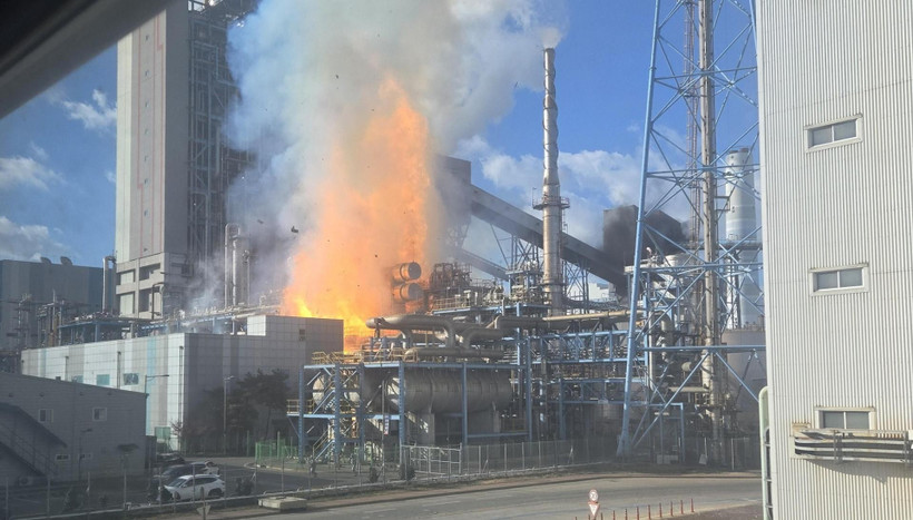 Hiện trường vụ cháy. (Ảnh: Yonhap)