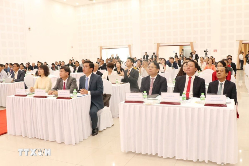 Các đại biểu tham dự tại Diễn đàn. (Ảnh: Đỗ Bá Thành/TTXVN)