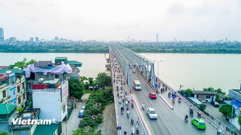 Cầu Chương Dương bắc qua sông Hồng. (Nguồn: Vietnam+)