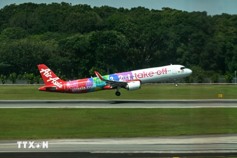 Máy bay của hãng hàng không AirAsia. (Ảnh: AFP/ TTXVN)