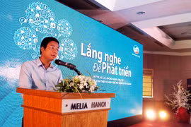 Phó Tổng Giám đốc Viettel Telecom Phùng Văn Cường hy vọng ngày càng nhận được nhiều đóng góp xác đáng của khách hàng để hoàn thiện sản phẩm, dịch vụ. (Ảnh: K.D/Vietnam+)