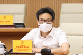 Thúc đẩy tiến độ cấp phép hồ sơ liên quan vaccine, thuốc, vật tư y tế